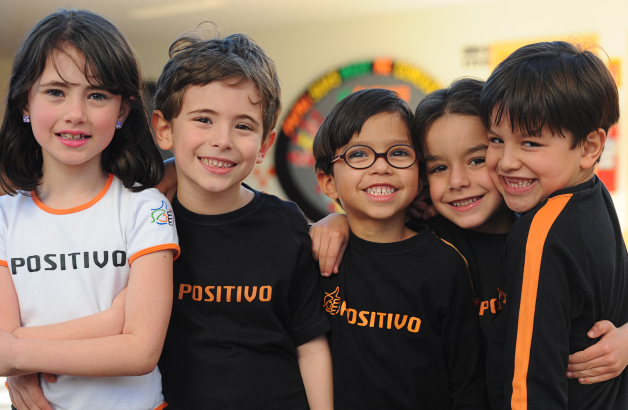 Col&eacute;gio Positivo